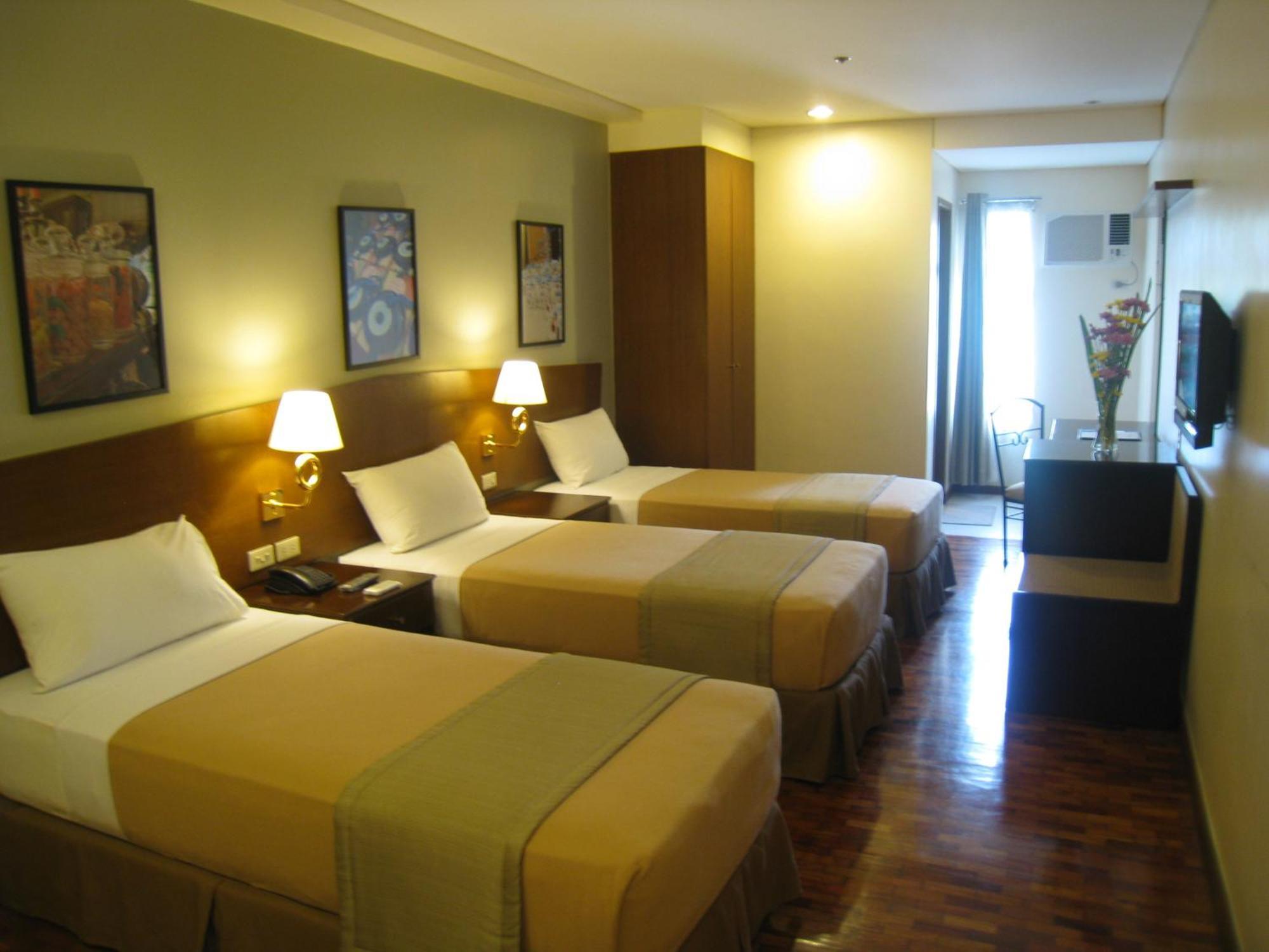 Fersal Hotel Kalayaan, Quezon City Eksteriør billede