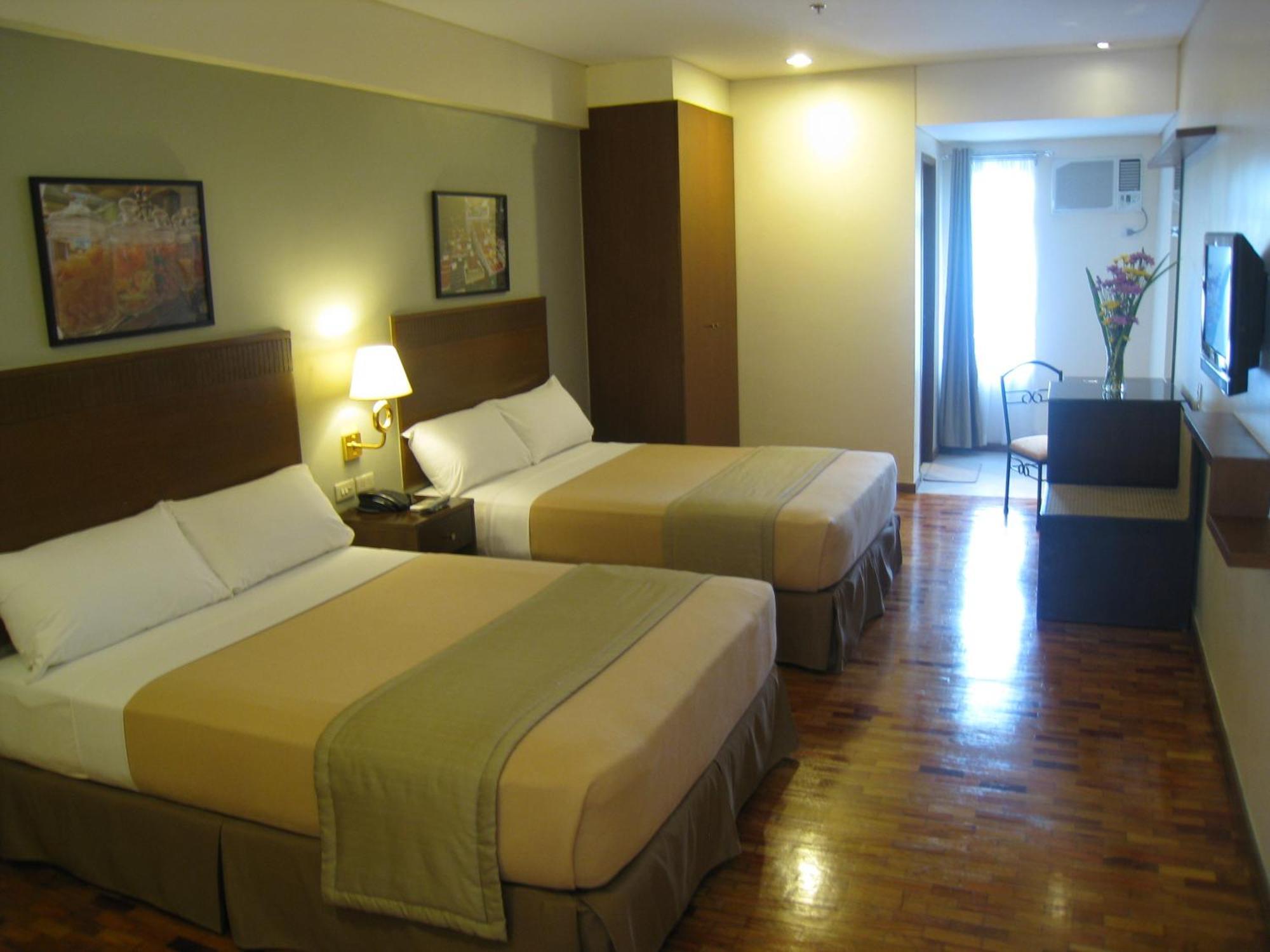 Fersal Hotel Kalayaan, Quezon City Eksteriør billede