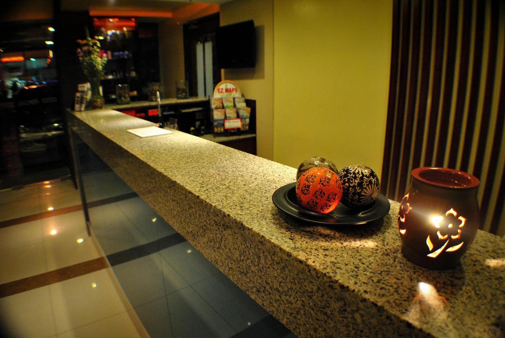 Fersal Hotel Kalayaan, Quezon City Eksteriør billede