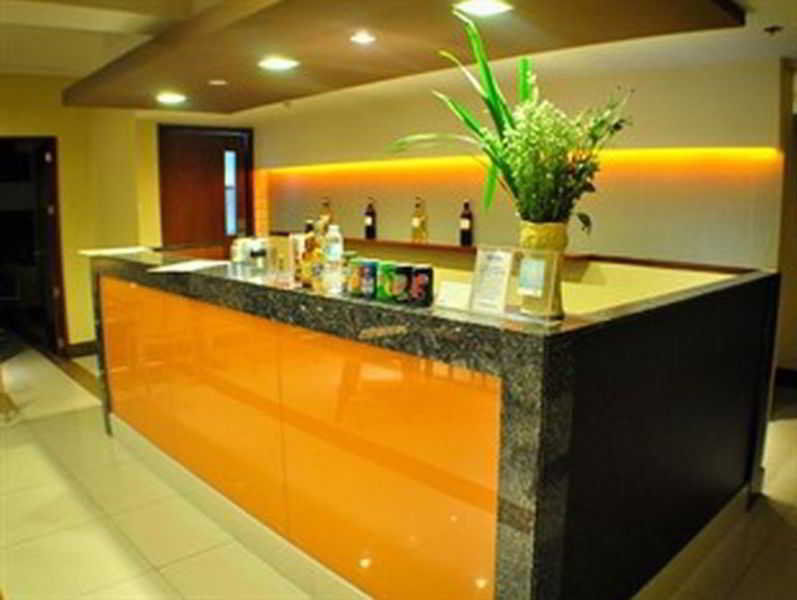 Fersal Hotel Kalayaan, Quezon City Eksteriør billede