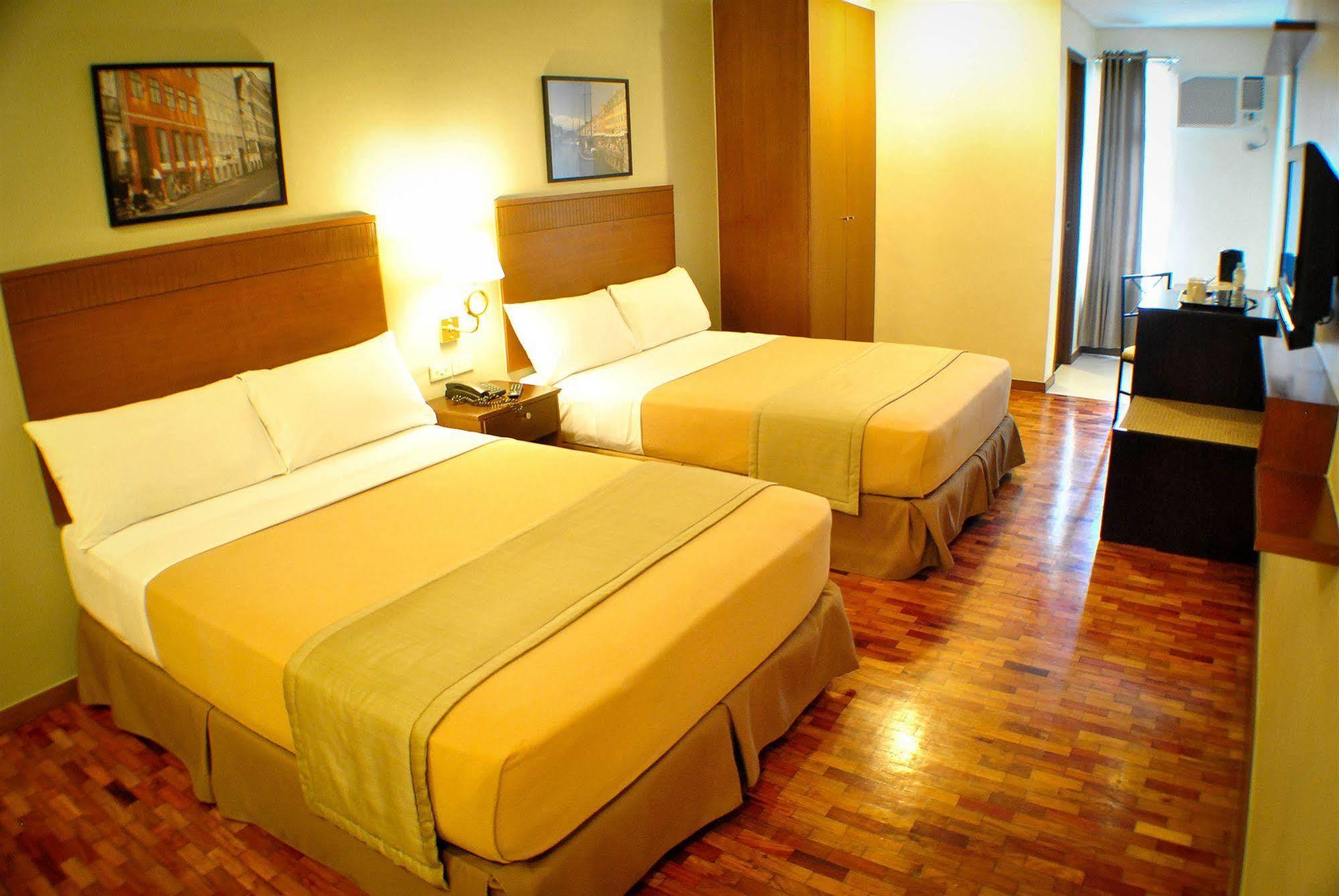 Fersal Hotel Kalayaan, Quezon City Eksteriør billede